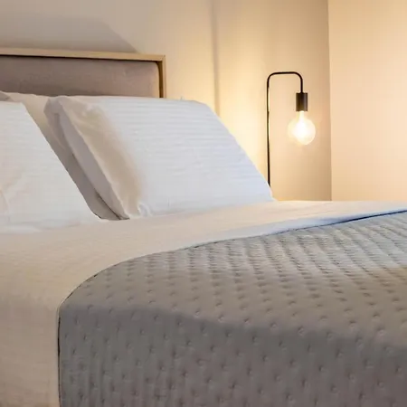 Апартаменты Olivevine Luxury Apartments- *